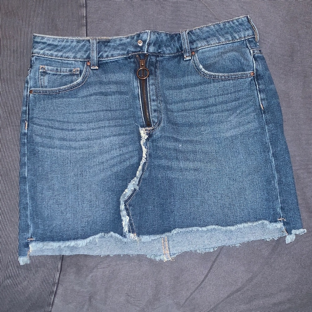 denim skirt